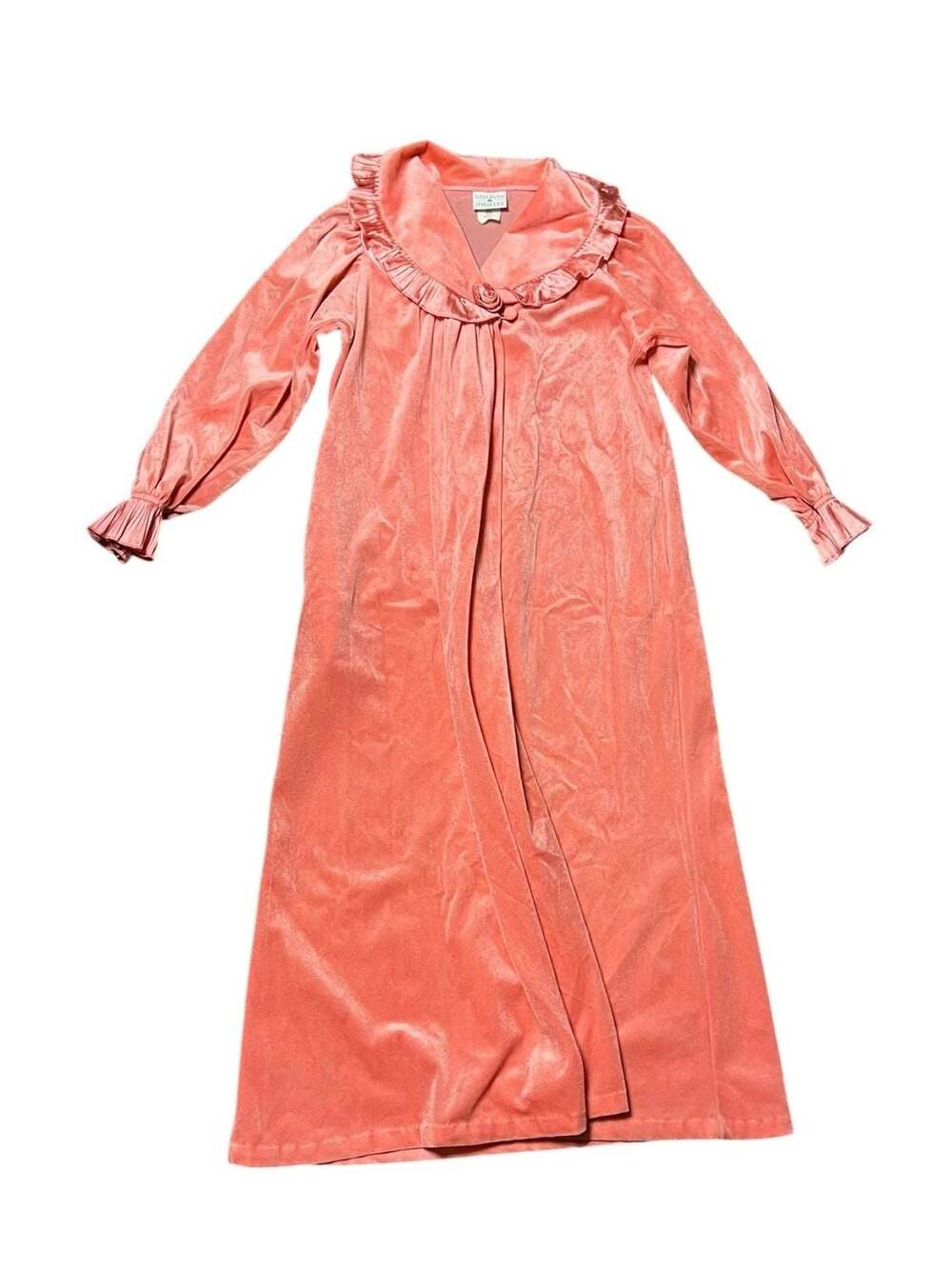 Vintage Gilligan & O'Malley Pink Velour Lounger Robe with Ruffled Collar and Sat